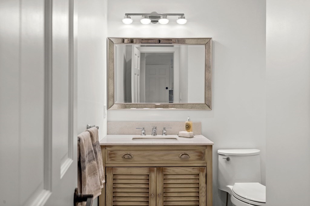 73 Puritan Road Newton, MA 02468 - Photo 7 of 30