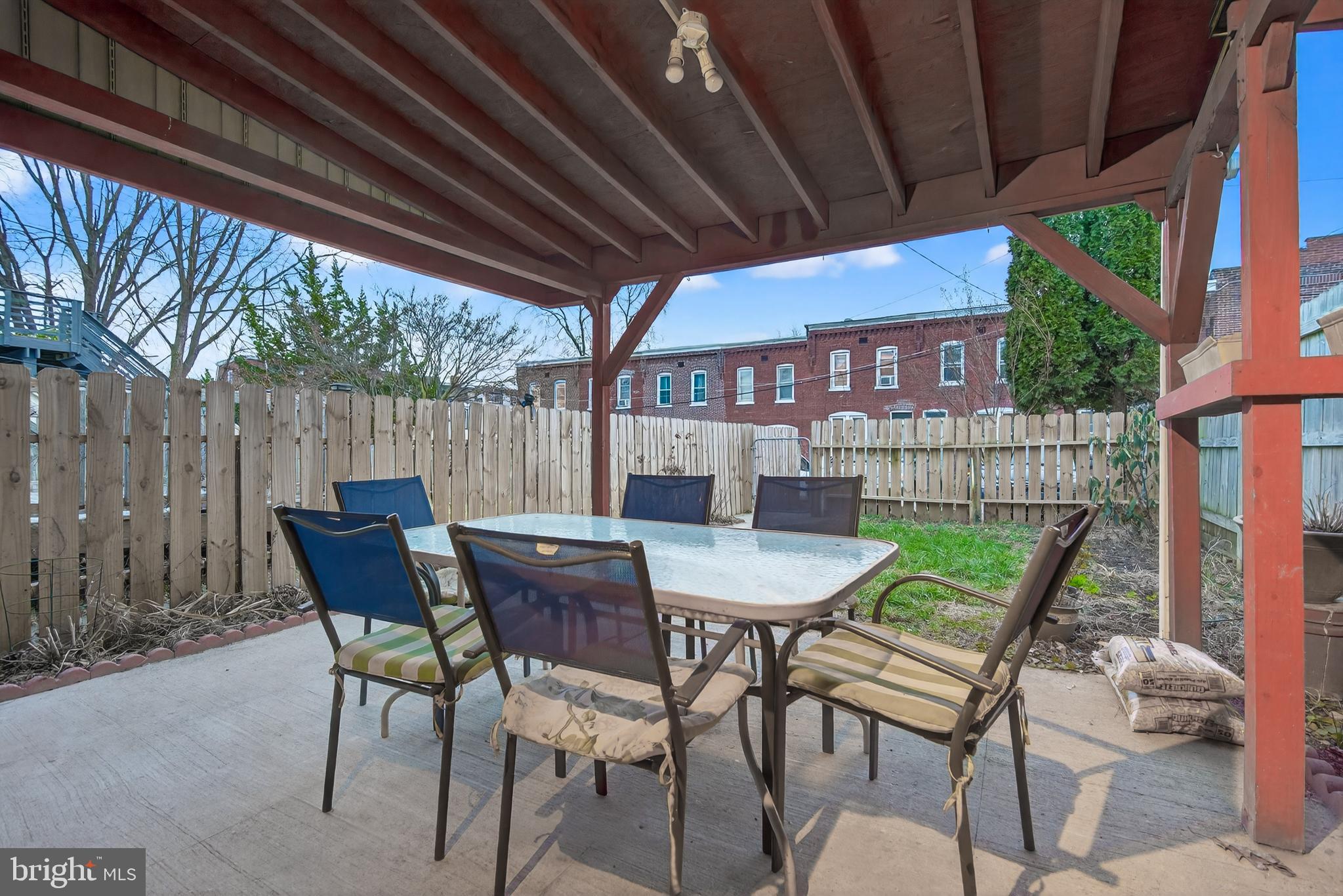 340 East Frederick Street Lancaster, PA 17602 - Photo 26 of 32 Charming patio for outdoor gatherings.