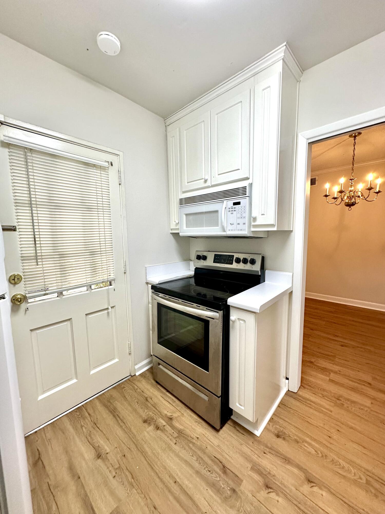 2846 Walton Way Augusta, GA 30909 - Photo 6 of 21 Photo Oct 09 2024, 1 04 04 PM