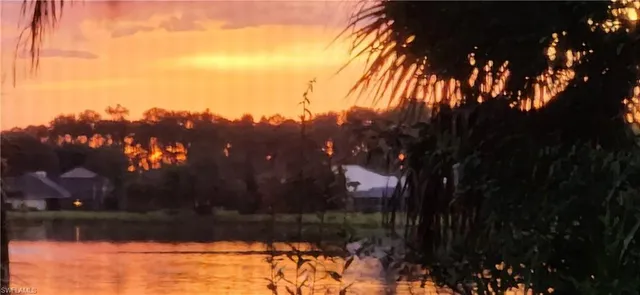 $1,225,000 | 2066 Imperial Circle, Naples, FL 34110