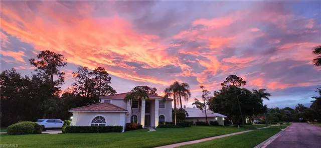 $1,225,000 | 2066 Imperial Circle, Naples, FL 34110