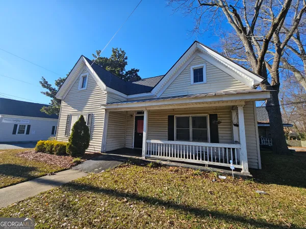 $279,000 | 160 North Broad Street, Winder, GA 30680