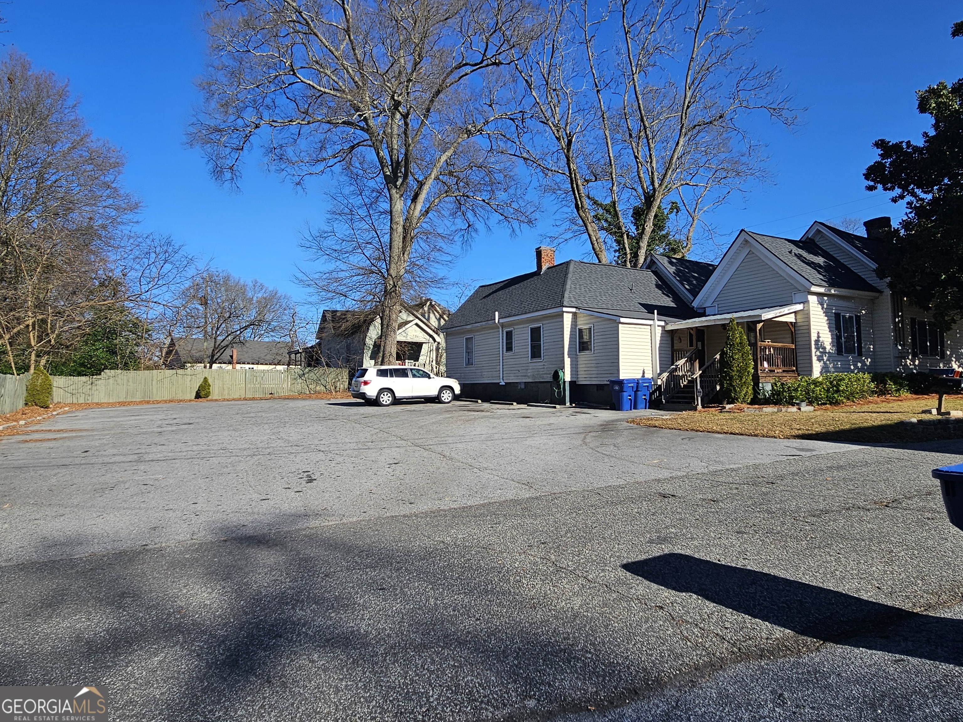 160 North Broad Street Winder, GA 30680 - Photo 10 of 10 a view of street with parked cars