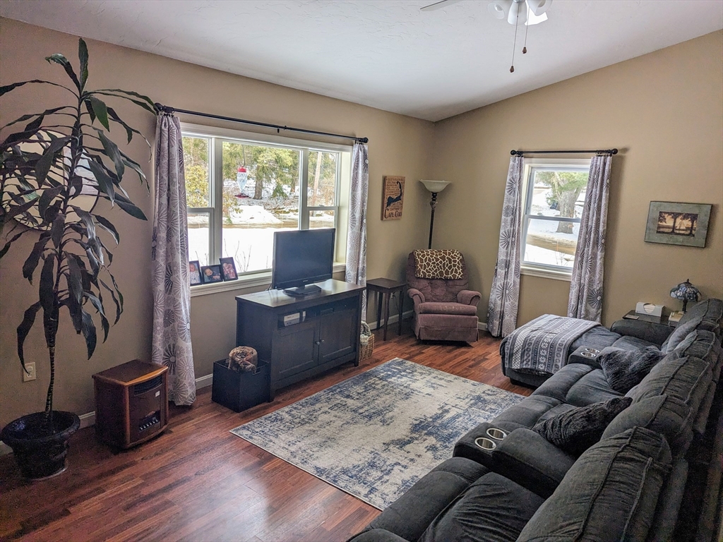 4 Lake Ridge Drive Holland, MA 01521 - Photo 12 of 42