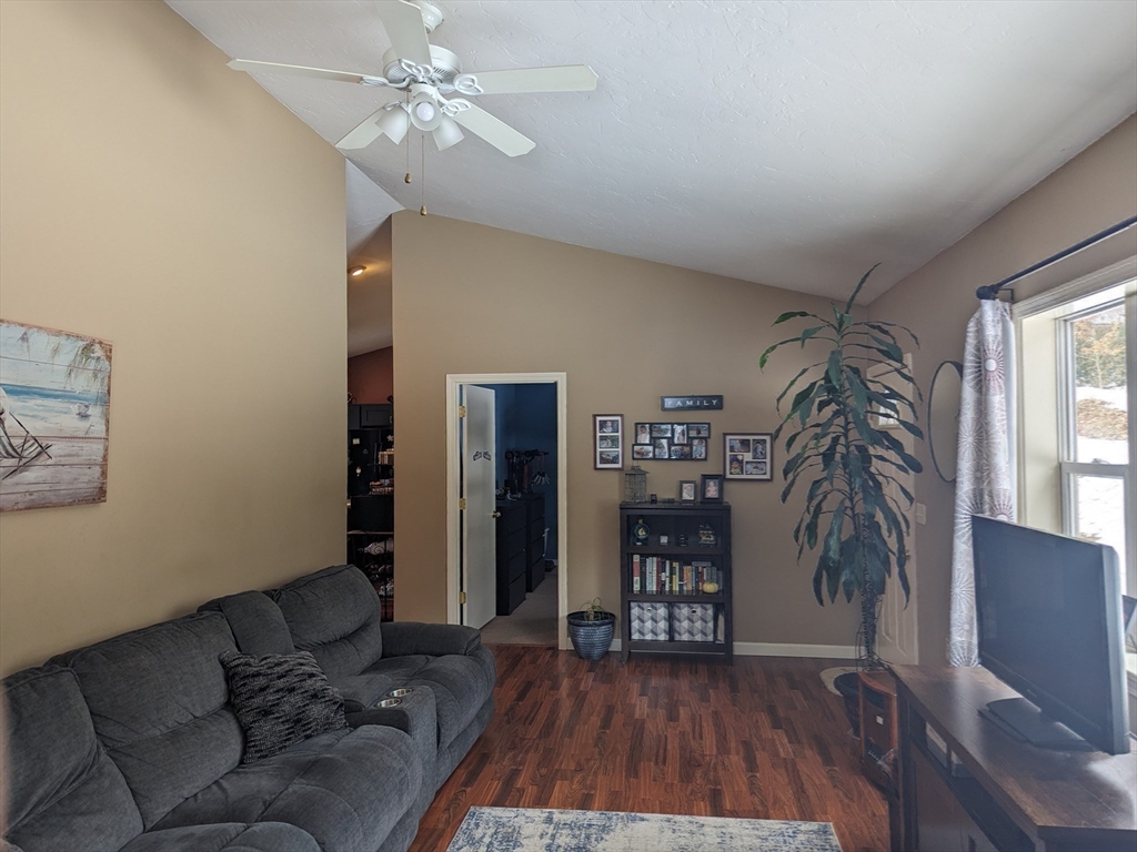 4 Lake Ridge Drive Holland, MA 01521 - Photo 15 of 42