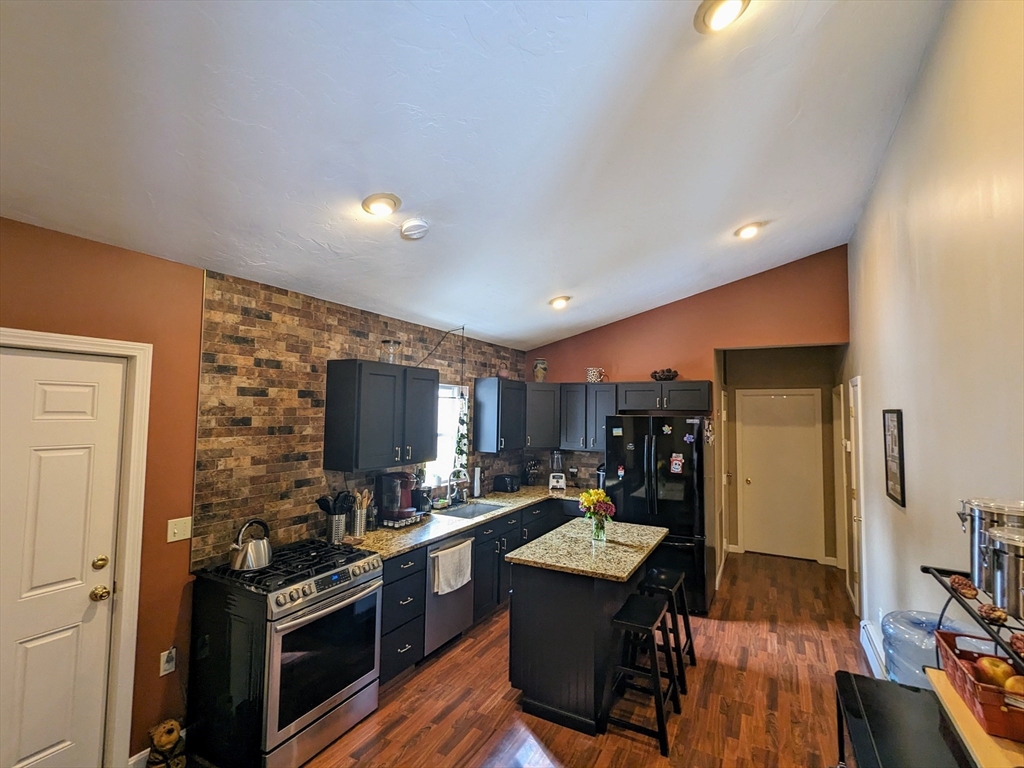 4 Lake Ridge Drive Holland, MA 01521 - Photo 5 of 42