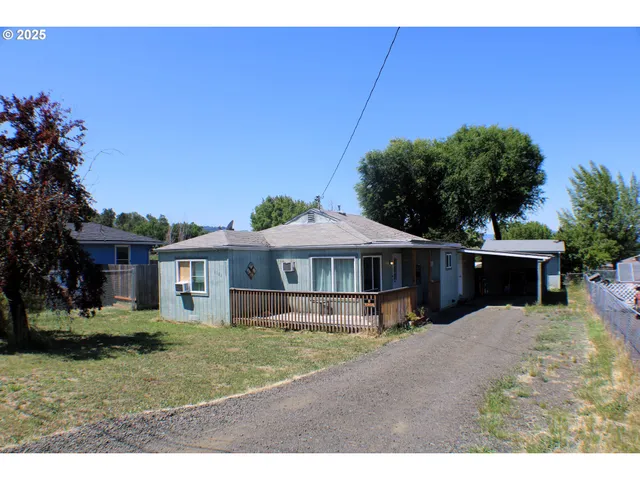 $225,000 | 1542 Northeast Hollis Street, Roseburg, OR 97470