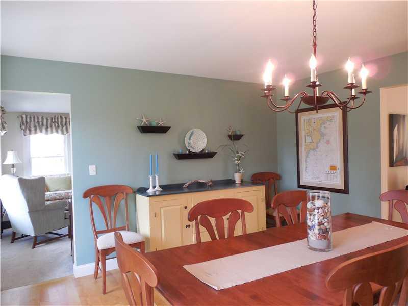 22 Heath Road Kennebunk, ME 04043 - Photo 12 of 31 Dining Room.