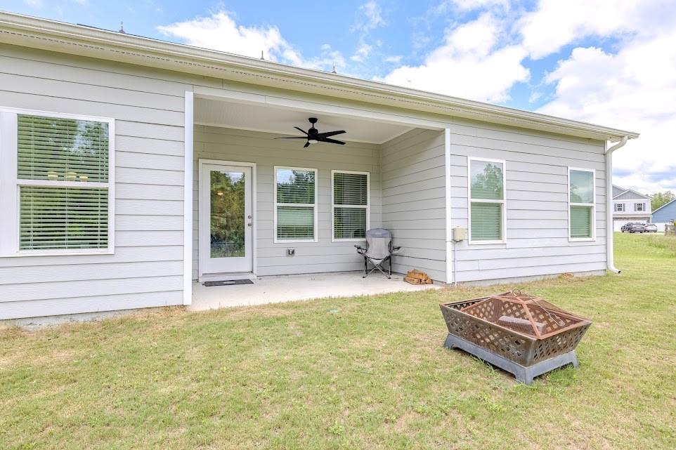 3 Oak Ridge Court Northeast Rome, GA 30165 - Photo 21 of 22 a view of a house with pool and a yard
