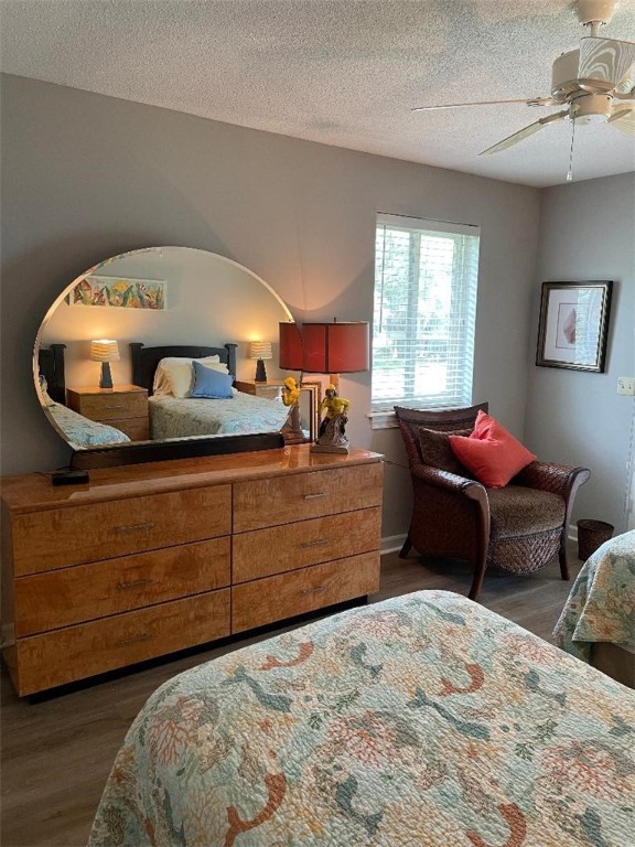 300 North Windward Drive St. Simons Island, GA 31522 - Photo 15 of 21