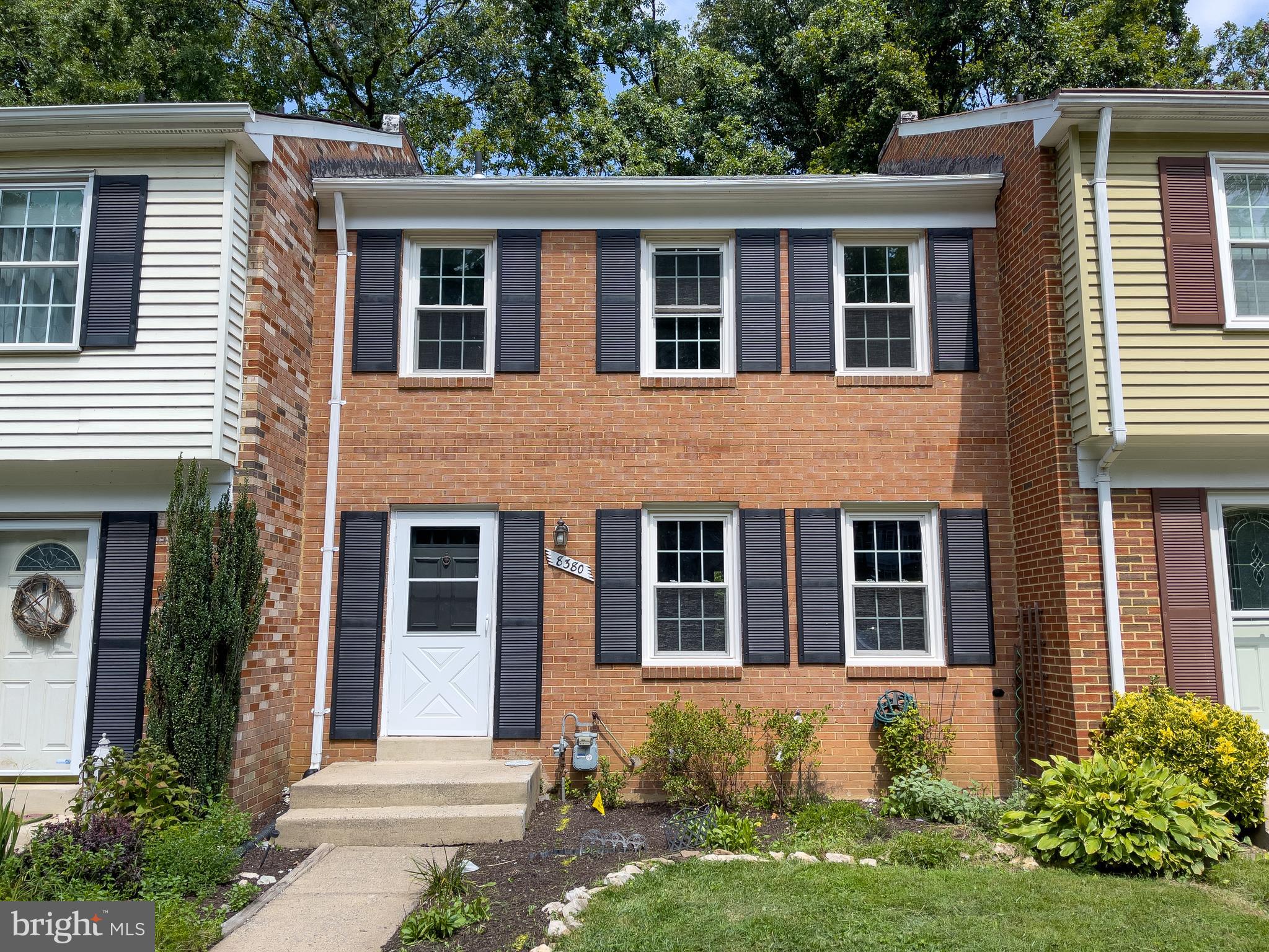8380 Uxbridge Court Springfield, VA 22151 - Photo 2 of 36 Gallery Image 2