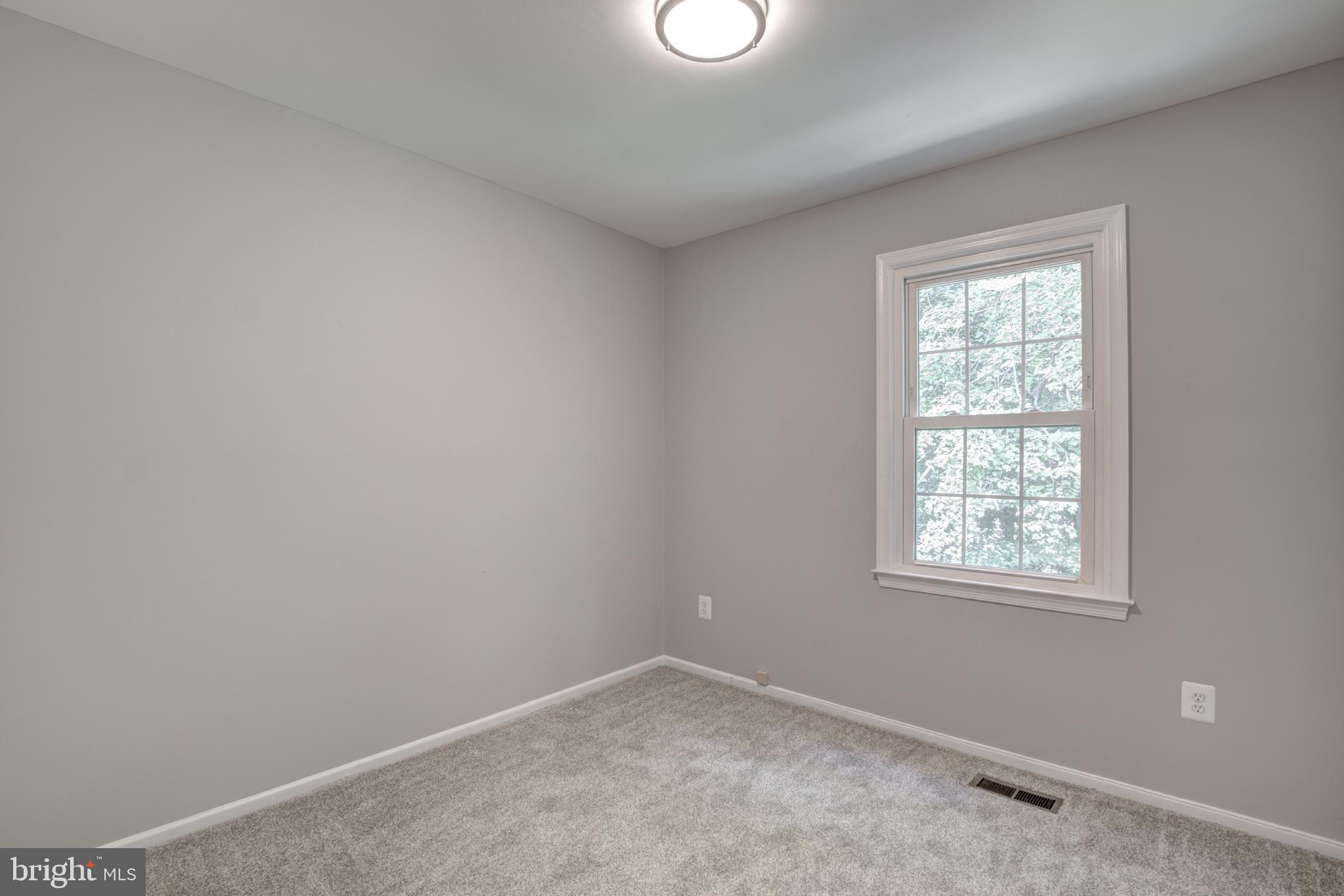 8380 Uxbridge Court Springfield, VA 22151 - Photo 18 of 36 Gallery Image 18