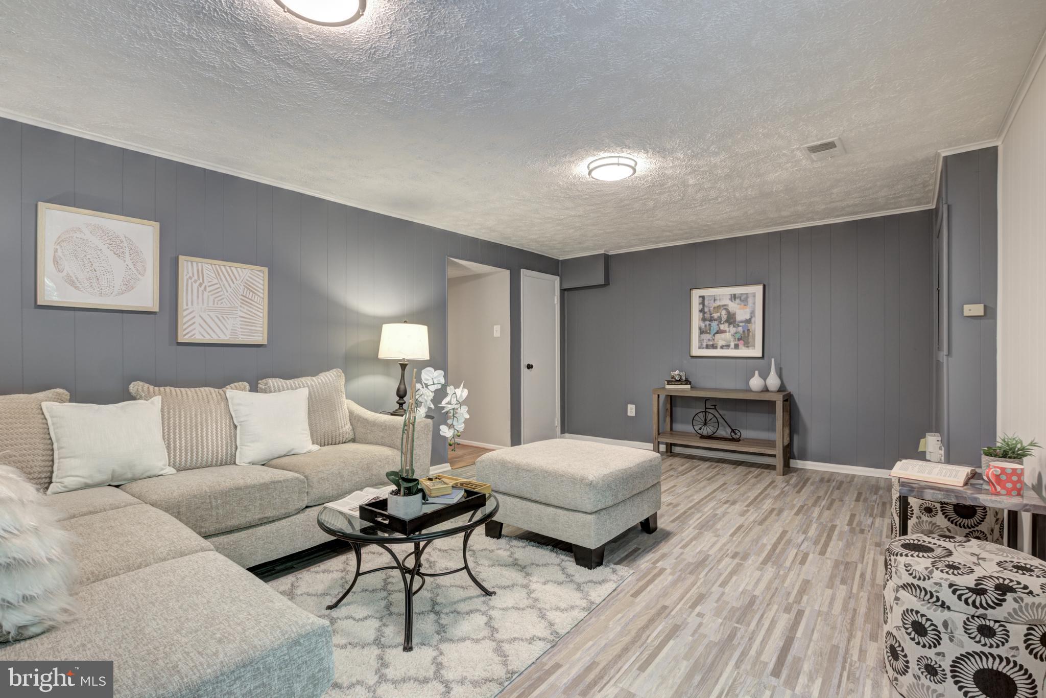 8380 Uxbridge Court Springfield, VA 22151 - Photo 28 of 36 Gallery Image 28