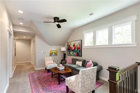 $1,950,000 | 8900 Mohawk Lane, Leawood, KS 66206