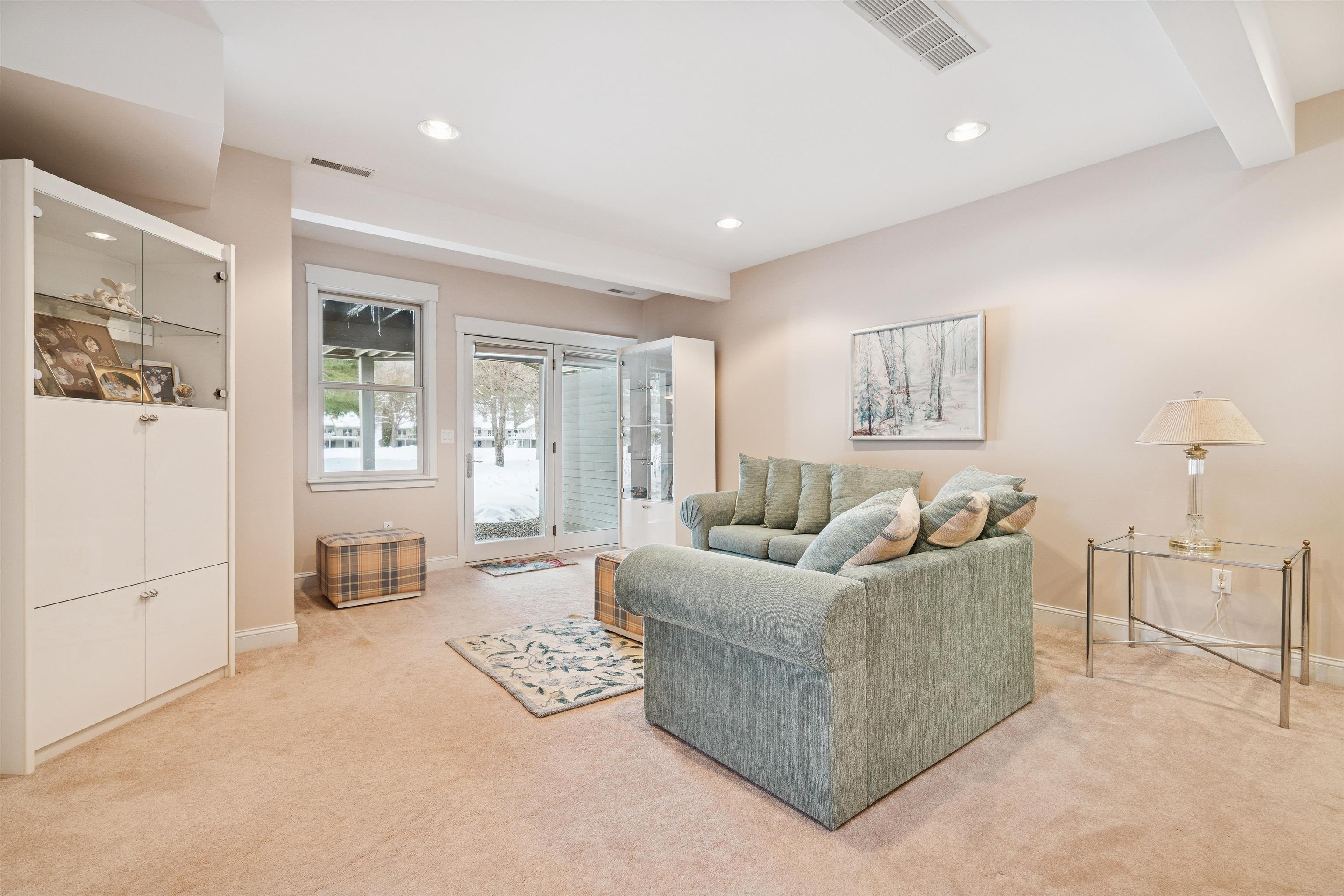 580 Murphys Road, Unit 3B Hartford, VT 05059 - Photo 26 of 35