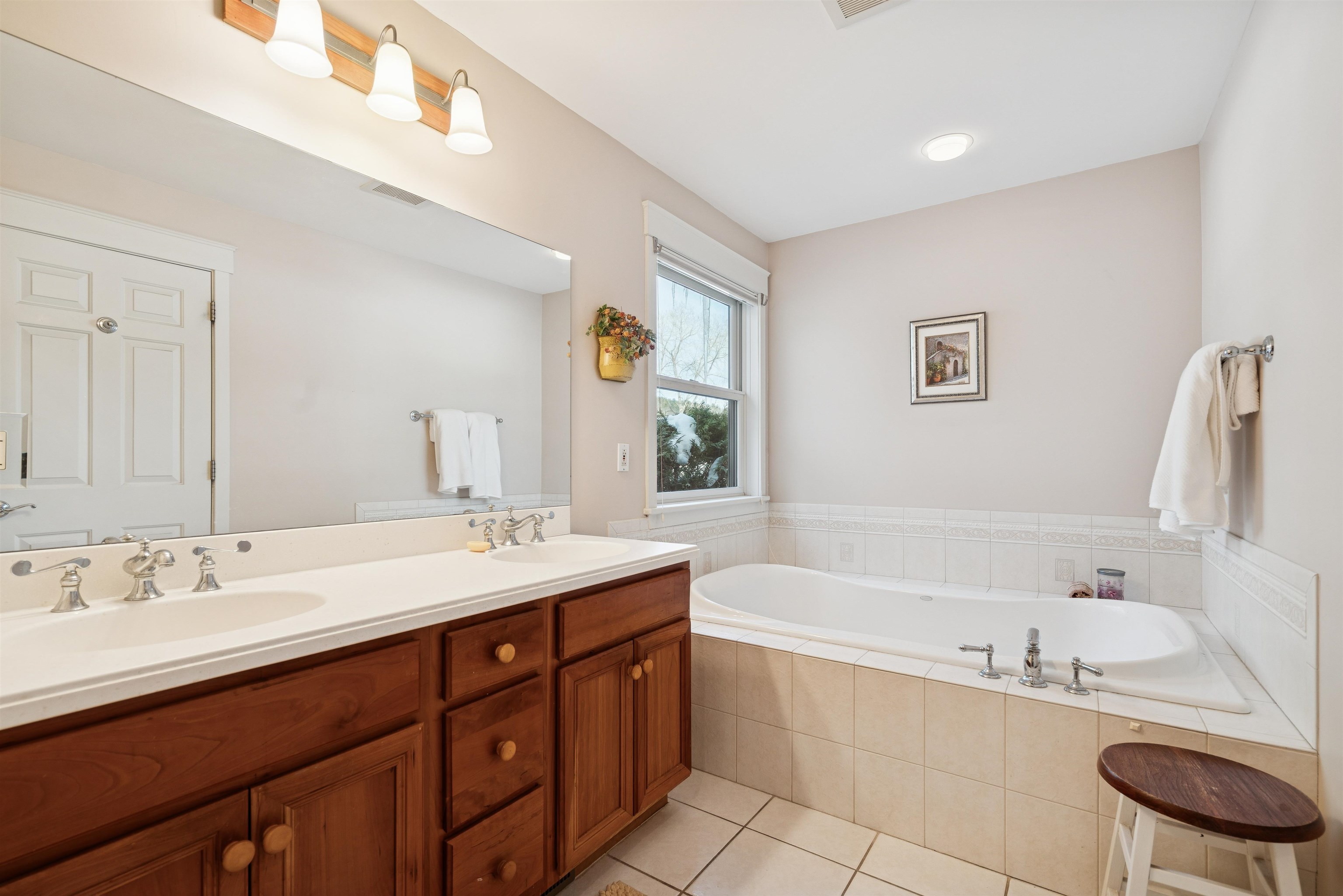 580 Murphys Road, Unit 3B Hartford, VT 05059 - Photo 9 of 35