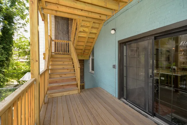 $2,900 | 1545 North Claremont Avenue, Unit 2, Chicago, IL 60622