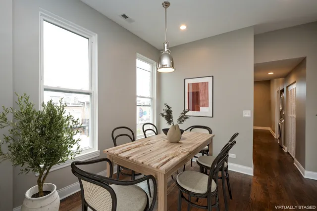 $2,900 | 1545 North Claremont Avenue, Unit 2, Chicago, IL 60622