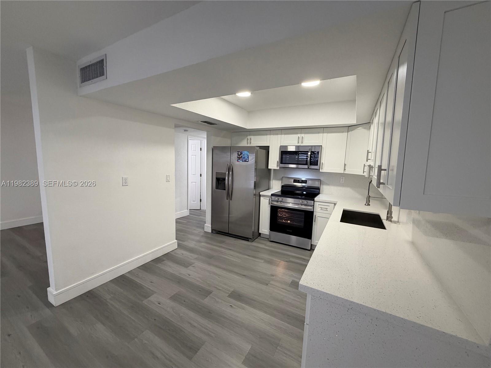 7155 West 2nd Way Hialeah, FL 33014 - Photo 12 of 35