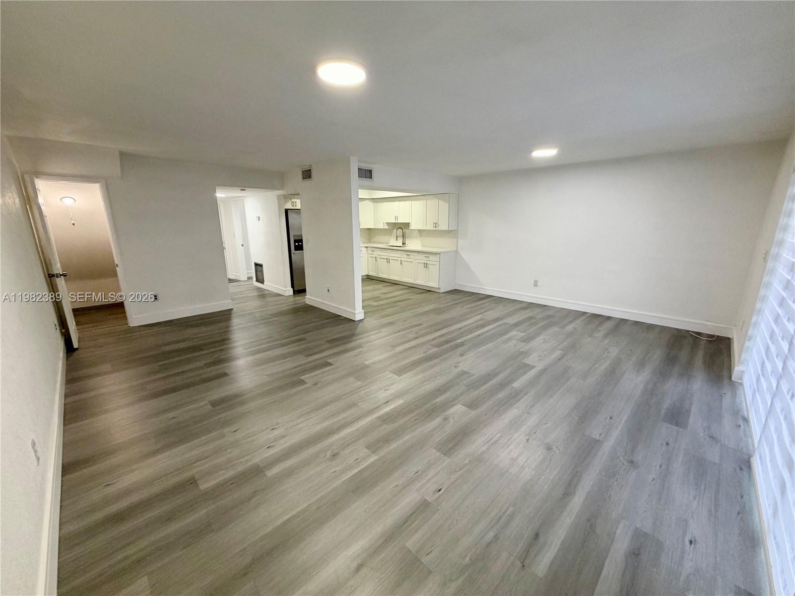 7155 West 2nd Way Hialeah, FL 33014 - Photo 15 of 35