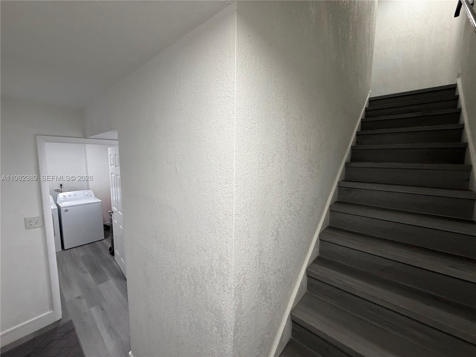 7155 West 2nd Way Hialeah, FL 33014 - Photo 18 of 35