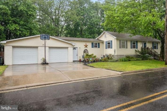 112 Rutgers Road Pennsville, NJ 08070 - Photo 2 of 22