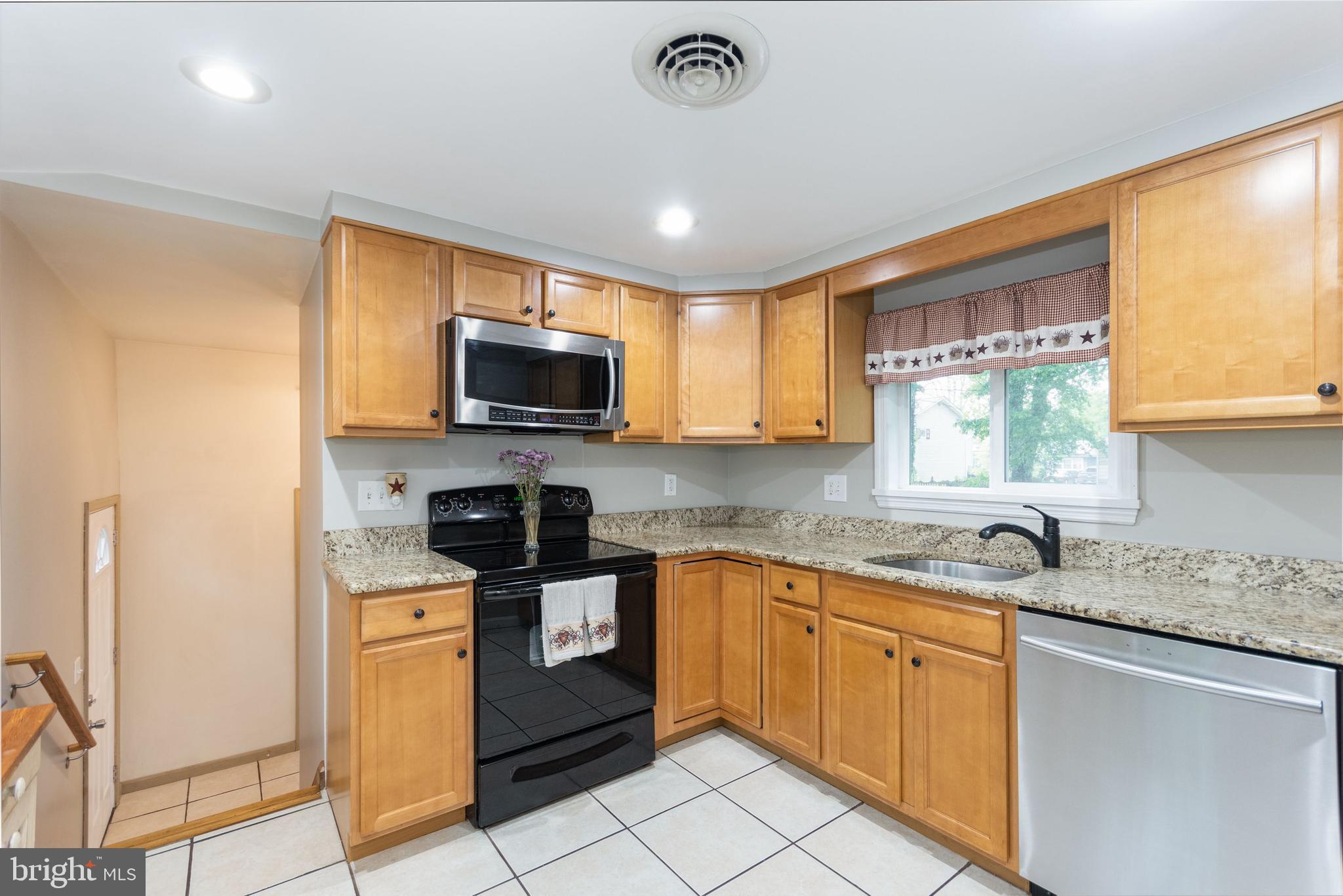 112 Rutgers Road Pennsville, NJ 08070 - Photo 11 of 22