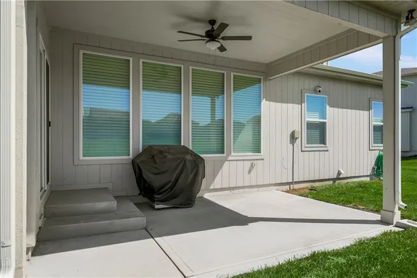 $588,000 | 6709 Northwest 105th Street, Kansas City, MO 64154