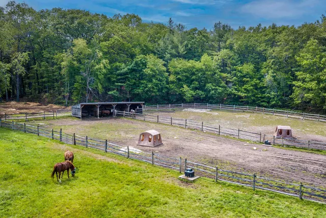 $2,995,000 | 225 Lowell Street, Carlisle, MA 01741