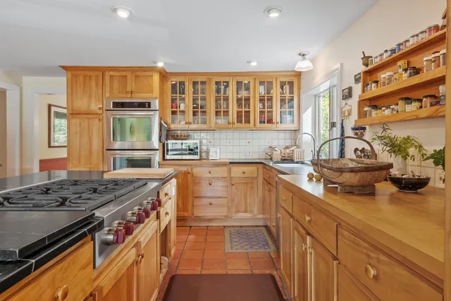 $2,995,000 | 225 Lowell Street, Carlisle, MA 01741