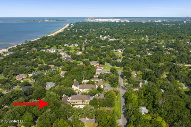 $72,000 | 3310 Washington Avenue, Unit 1311, Pascagoula, MS 39581