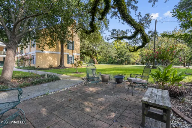 $72,000 | 3310 Washington Avenue, Unit 1311, Pascagoula, MS 39581