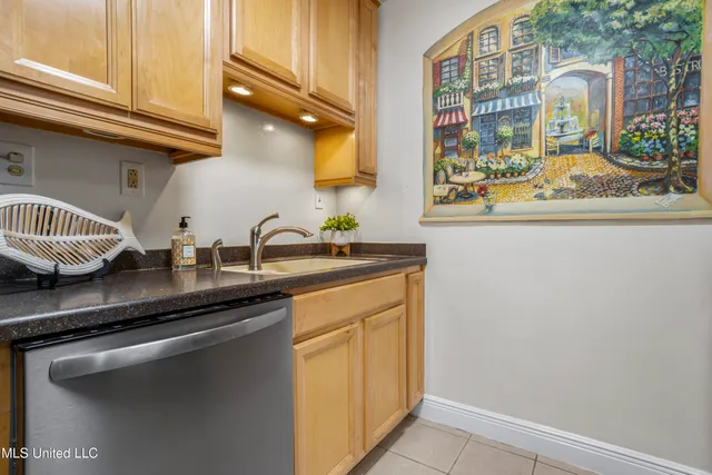 $72,000 | 3310 Washington Avenue, Unit 1311, Pascagoula, MS 39581