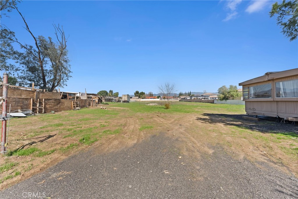 520 West Randall Avenue Rialto, CA 92376 - Photo 24 of 31