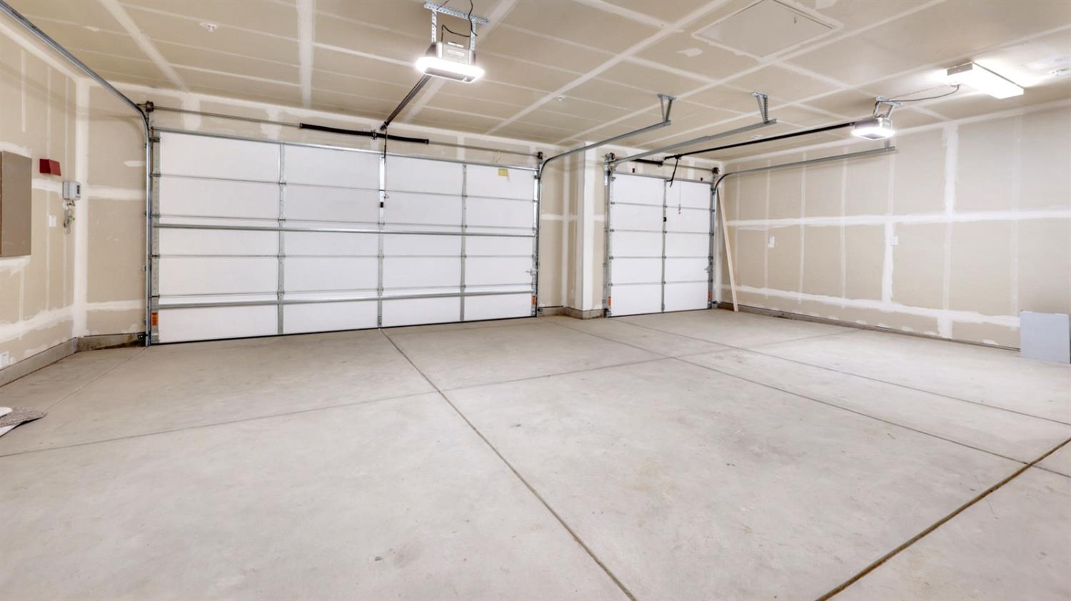 951 Talus Way South Madera, CA 93636 - Photo 33 of 36