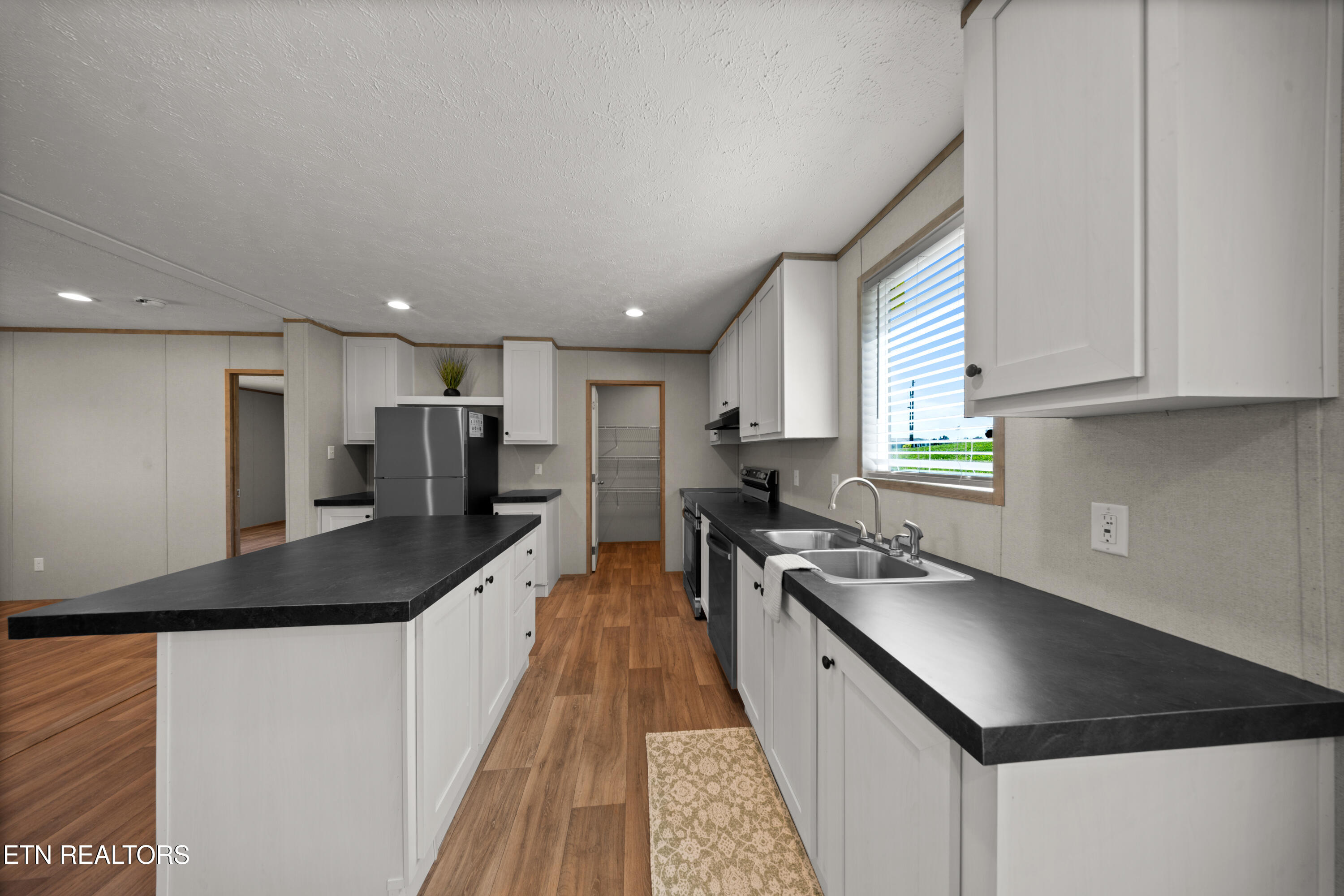 227 Lookout Drive Rutledge, TN 37861 - Photo 8 of 30 KITCHEN