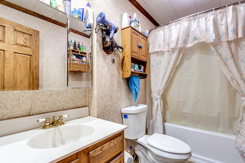 312 Beets Street Clinton, TN 37716 - Photo 11 of 23 011-SMALL