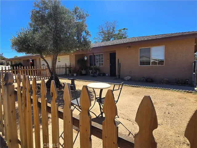 $390,000 | 56164-56164 Papago Trail, Yucca Valley, CA 92284