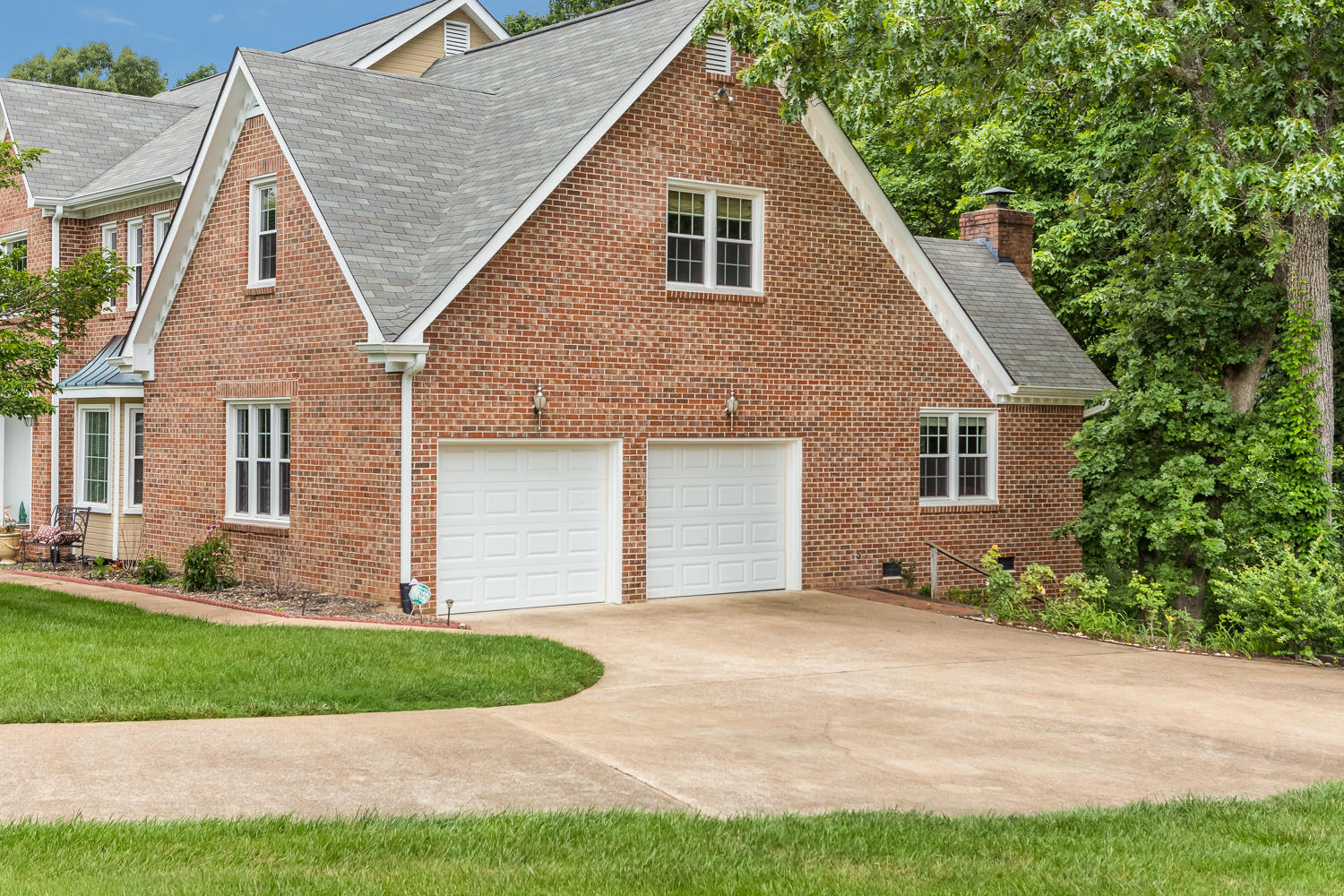 9437 Shadow Point Circle Chattanooga, TN 37421 - Photo 36 of 36 9437 Shadow Point Cir 43