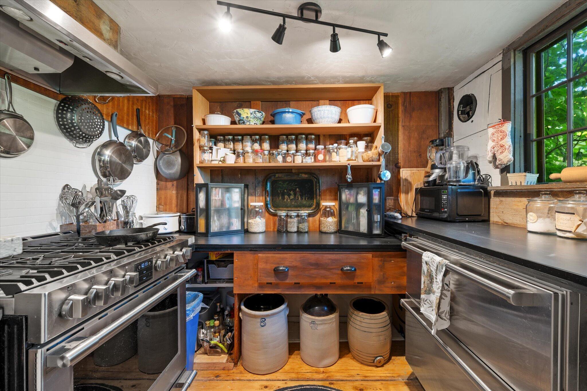 468 Hinckley Ridge Road Blue Hill, ME 04614 - Photo 19 of 74 21-Kitchen