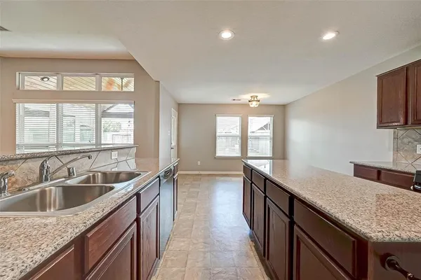 $2,400 | 19014 Rion Hill Court, Cypress, TX 77429
