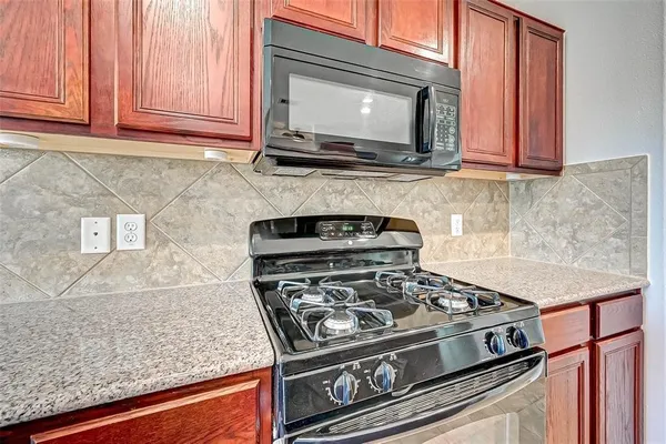$2,400 | 19014 Rion Hill Court, Cypress, TX 77429