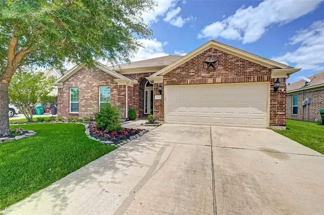 $2,400 | 19014 Rion Hill Court, Cypress, TX 77429