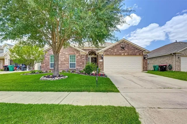 $2,400 | 19014 Rion Hill Court, Cypress, TX 77429