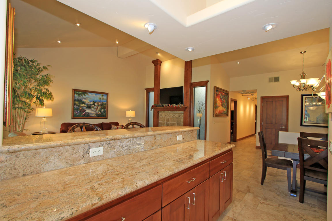 210 Wagon Wheel Road Palm Desert, CA 92211 - Photo 12 of 27 a large bathroom with a large tub and sink