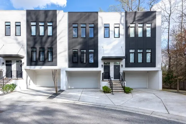 $949,000 | 1099 Briar Cove Circle, Atlanta, GA 30329