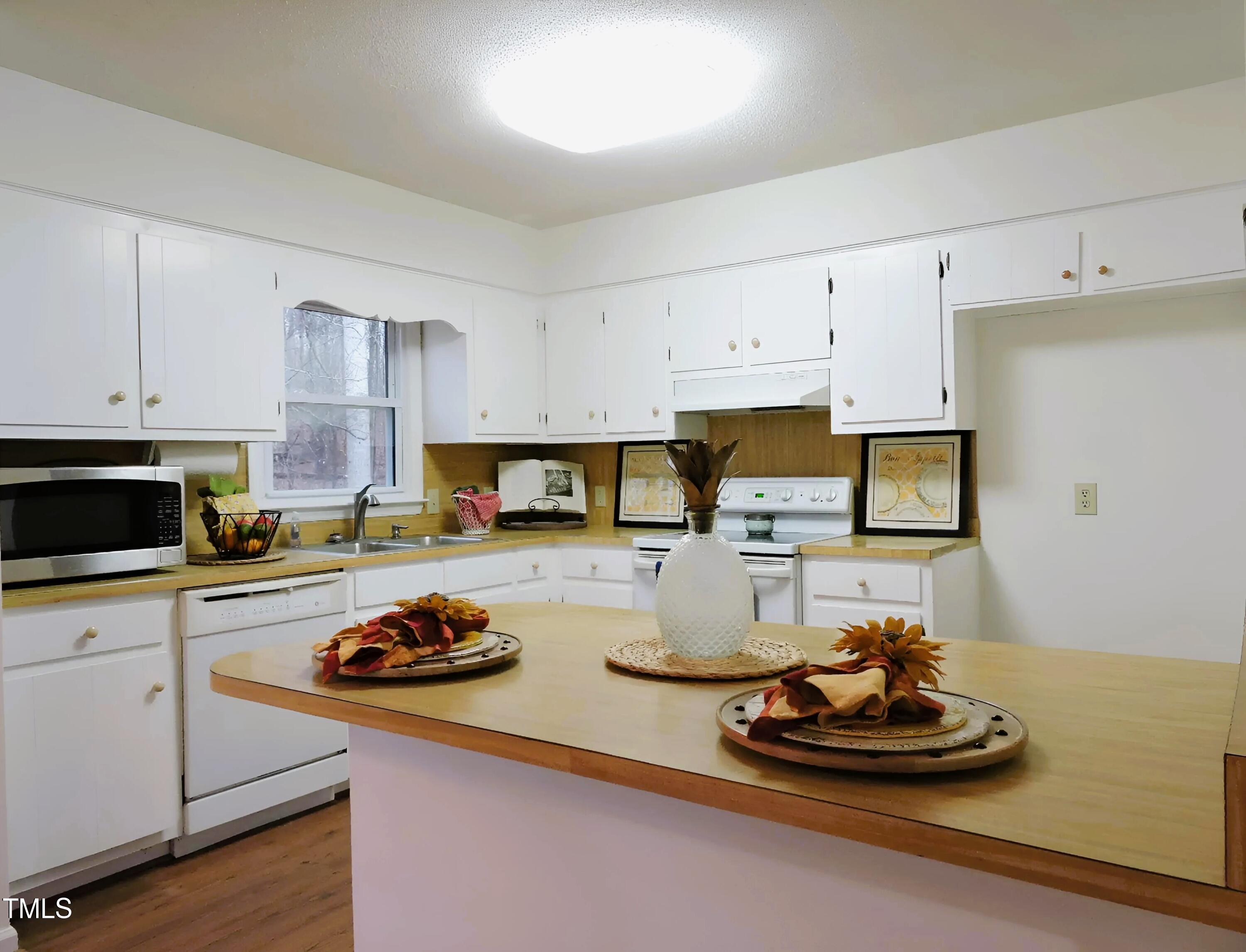 1116 Bahama Road Bahama, NC 27503 - Photo 14 of 29 Kitchen 2