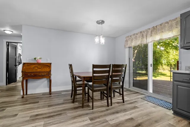 $382,500 | 3912 Wildwood Drive, Manitowoc, WI 54220