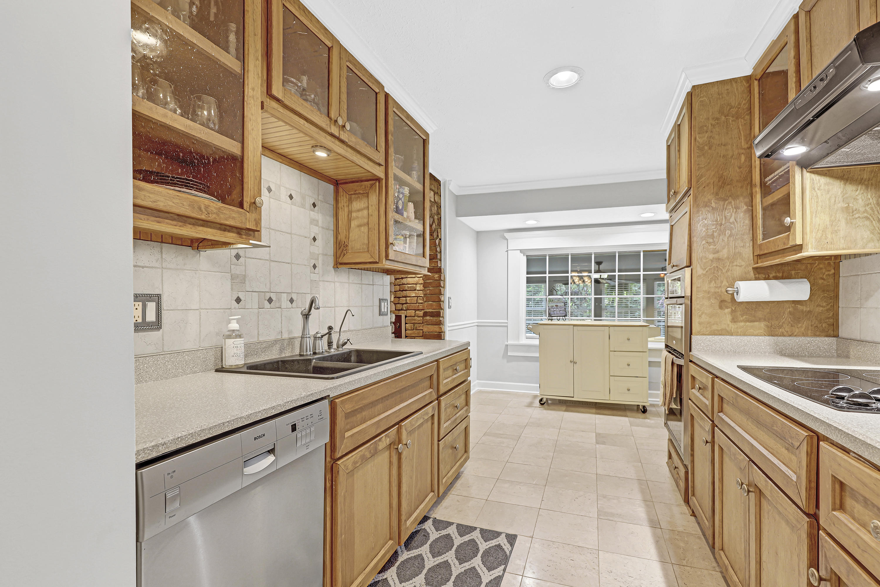 649 Harbor View Road Charleston, SC 29412 - Photo 11 of 37 IMG_8213