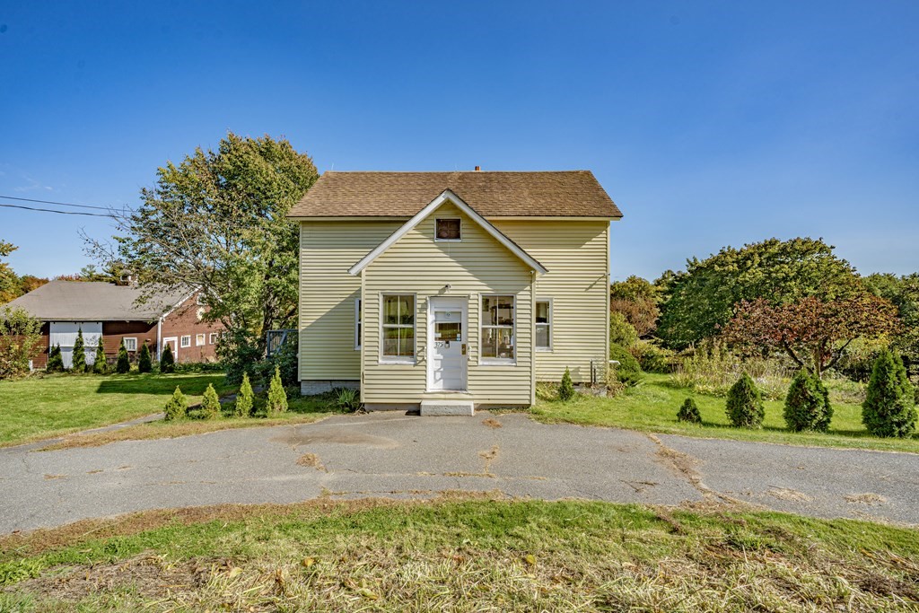 375 Leyden Road Greenfield, MA 01301 - Photo 1 of 40 Gallery Image 1